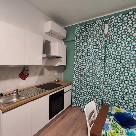 Colorland アパート ローマ